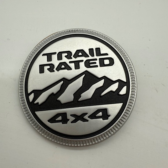 OEM Trail Rated 4x4 Badge Emblem Decal Jeep Wrangler Gladiator Grand Cherokee - Picture 1 of 4